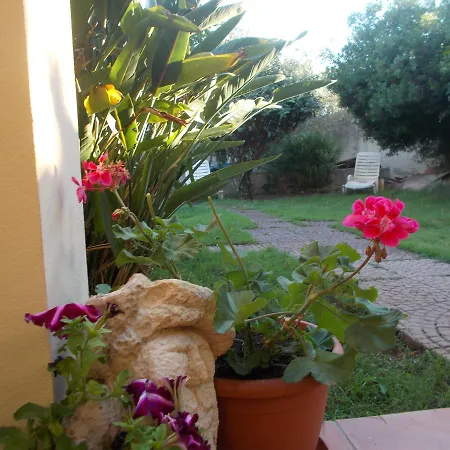 West Coast Bed & Breakfast Cabras