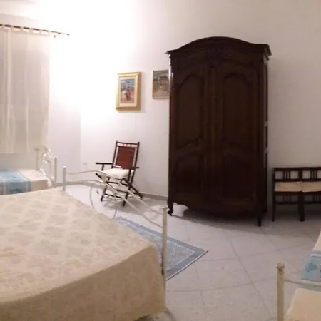 Bed and breakfast West Coast Cabras